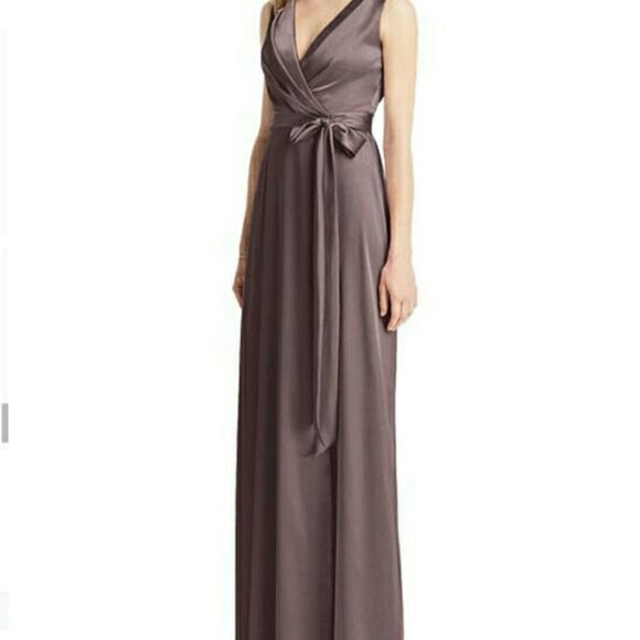 Jenny Packham Sleeveless Stretch Wrap Dress with Sash French Truffle size US6 - Picture 1 of 11